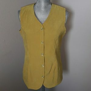 Synari sleeveless button up vest size Small